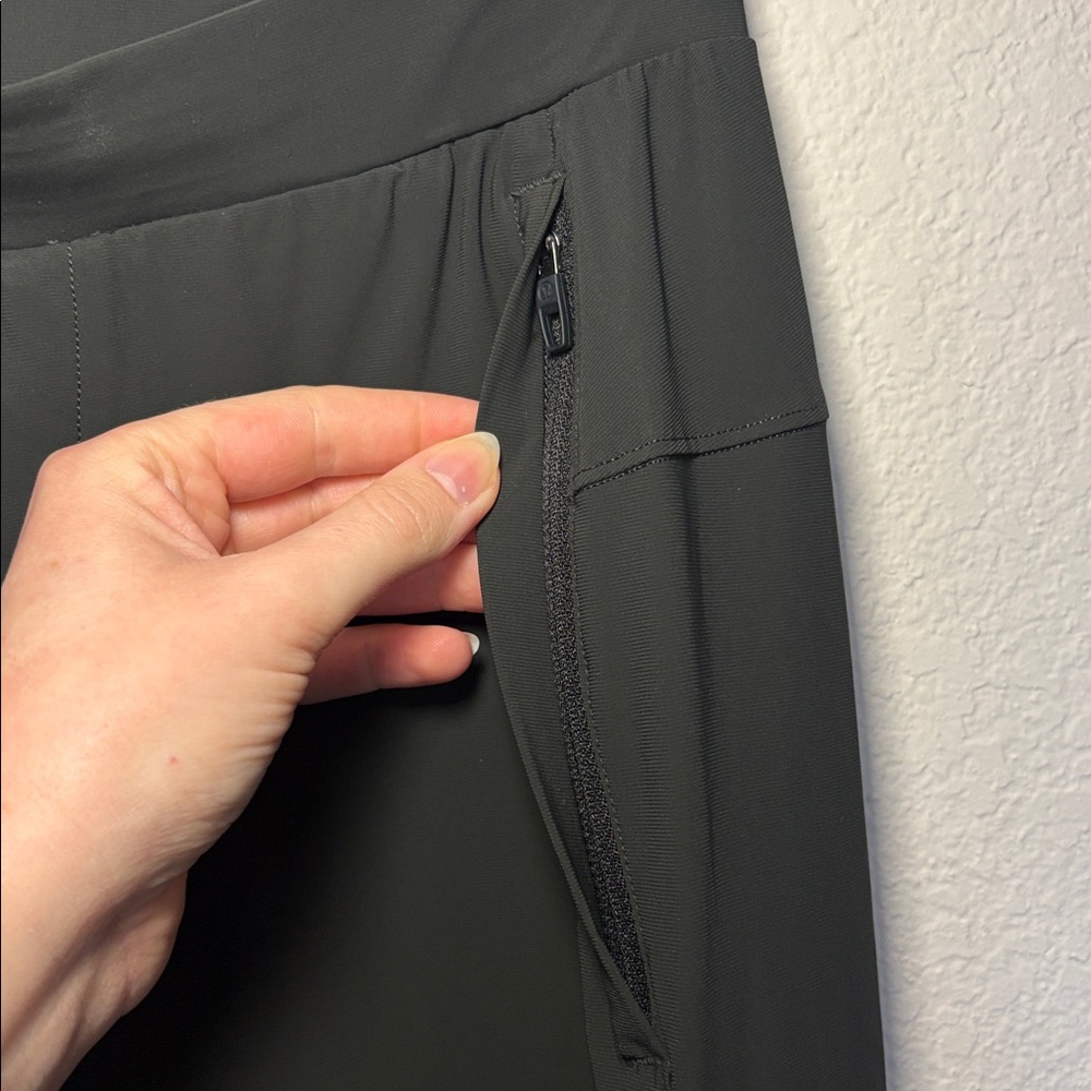 NEW Lululemon Surge Jogger 29" Smoked Spruce Athletic Pant size xs - Picture 7 of 8